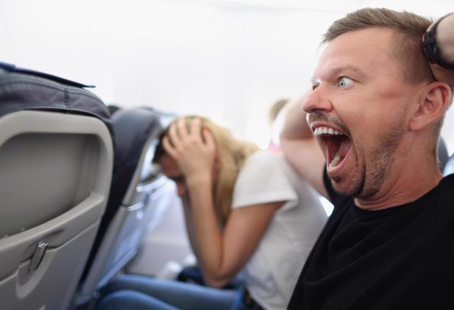 American Airlines Flights Are Being Invaded by Mysterious and Scary Sounds 